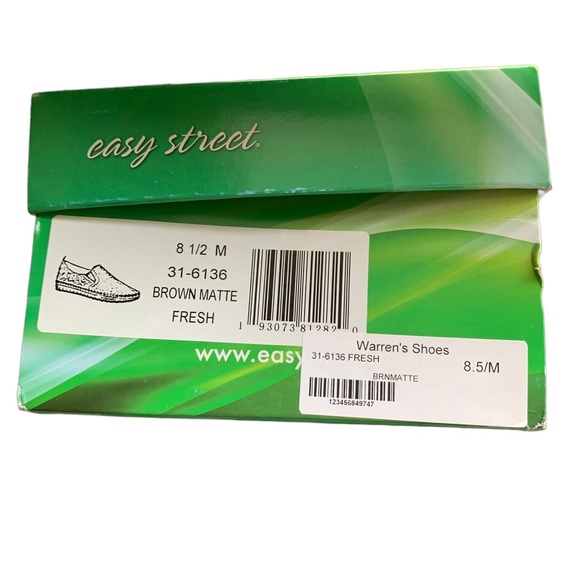 Easy Street Fresh Brown Slip On Lightweight Moc Shoes Women’s Size 8.5 NWB - Picture 3 of 15